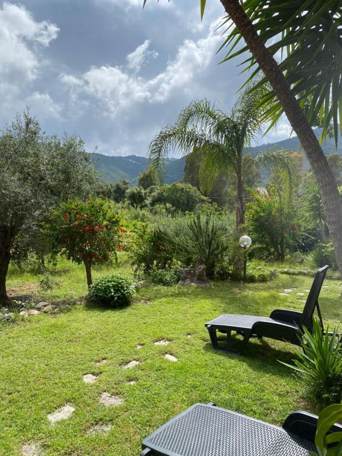 Villa Pelau - Holiday Home Jerzu Екстер'єр фото